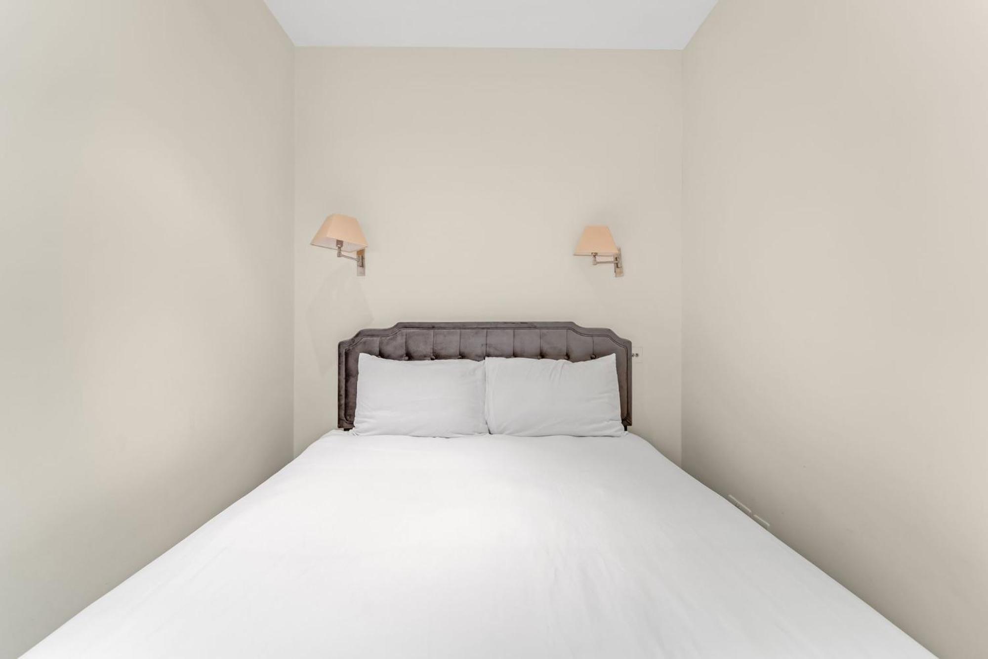 The Belgravia Place - Stunning & Bright 2bdr * Londen